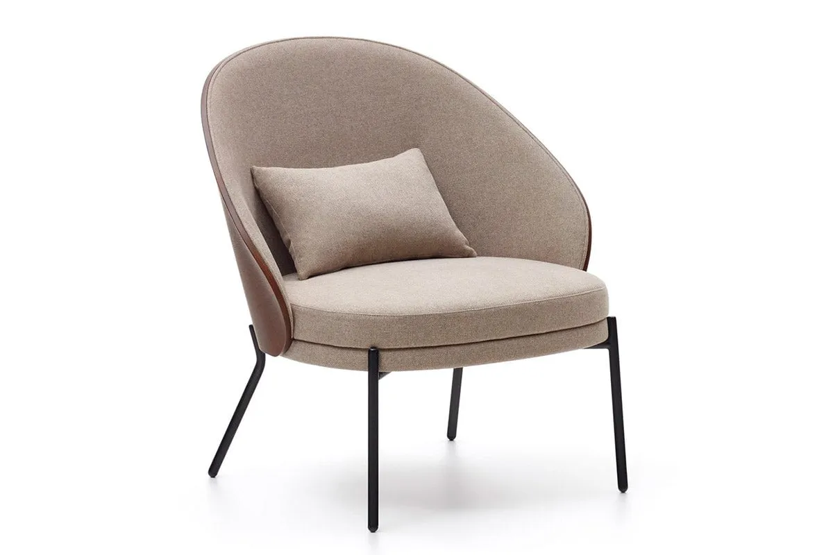 Como Eamy Armchair