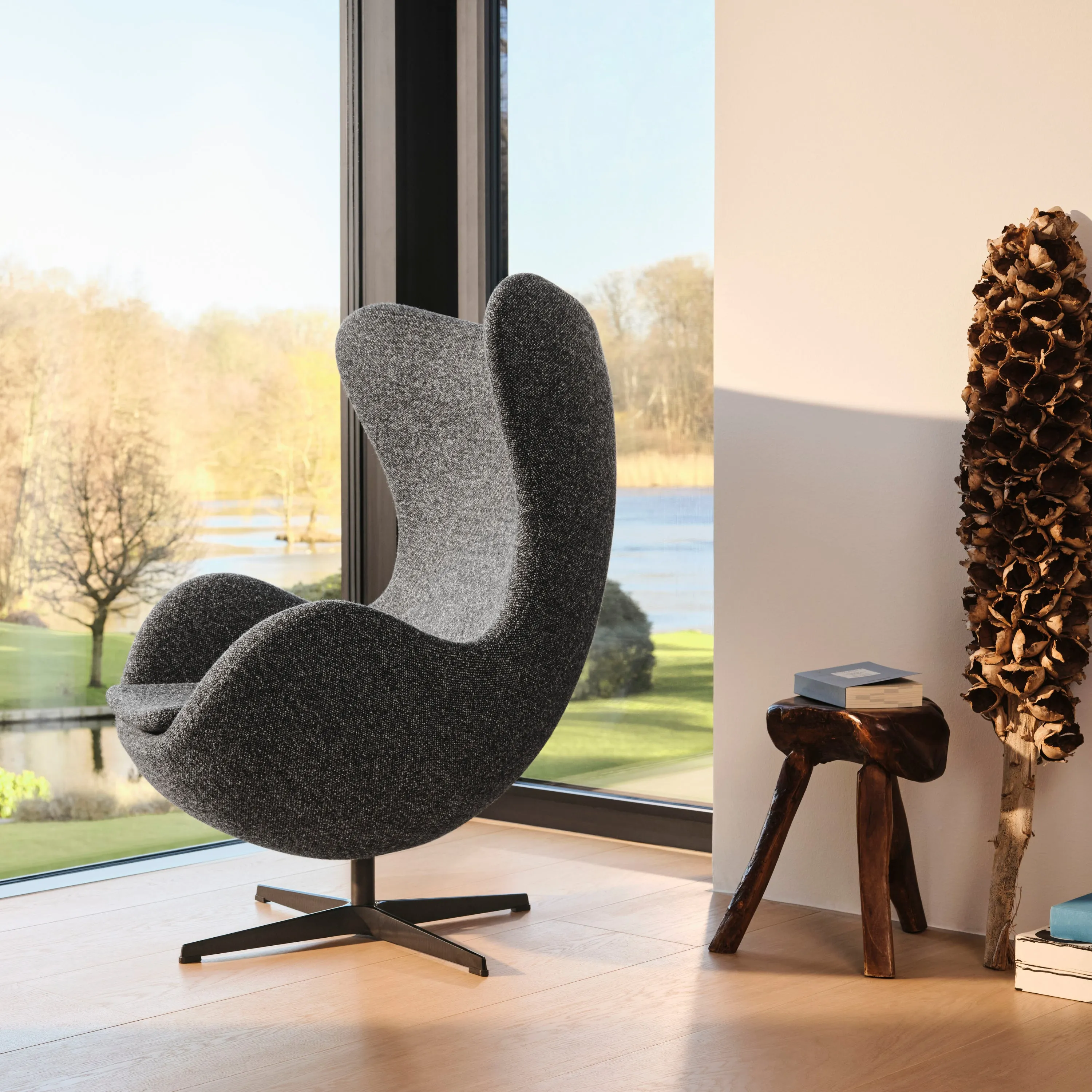 Fritz Hansen Egg™ Chair Upholstered