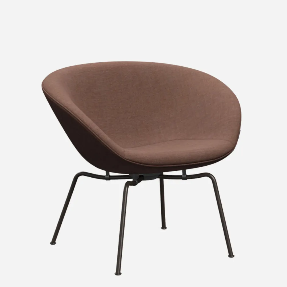 Fritz Hansen Pot™ Chair Upholstered