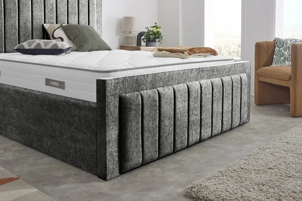 Hamilton Upholstered Bed